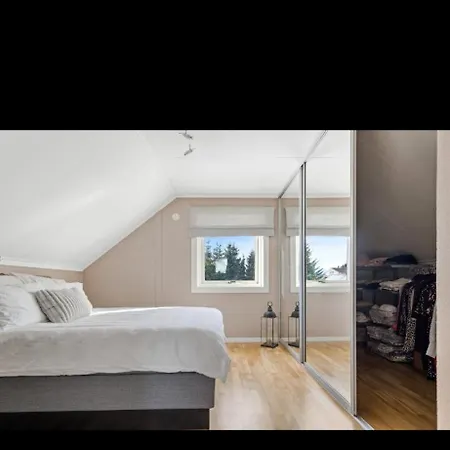 Tatil Evi House On Leknes, In The Middle Of Lofoten Vestvagoy